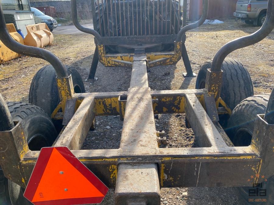 1990 Valmet 805 Tractor with logger trailer Moheda FMW - Image 28