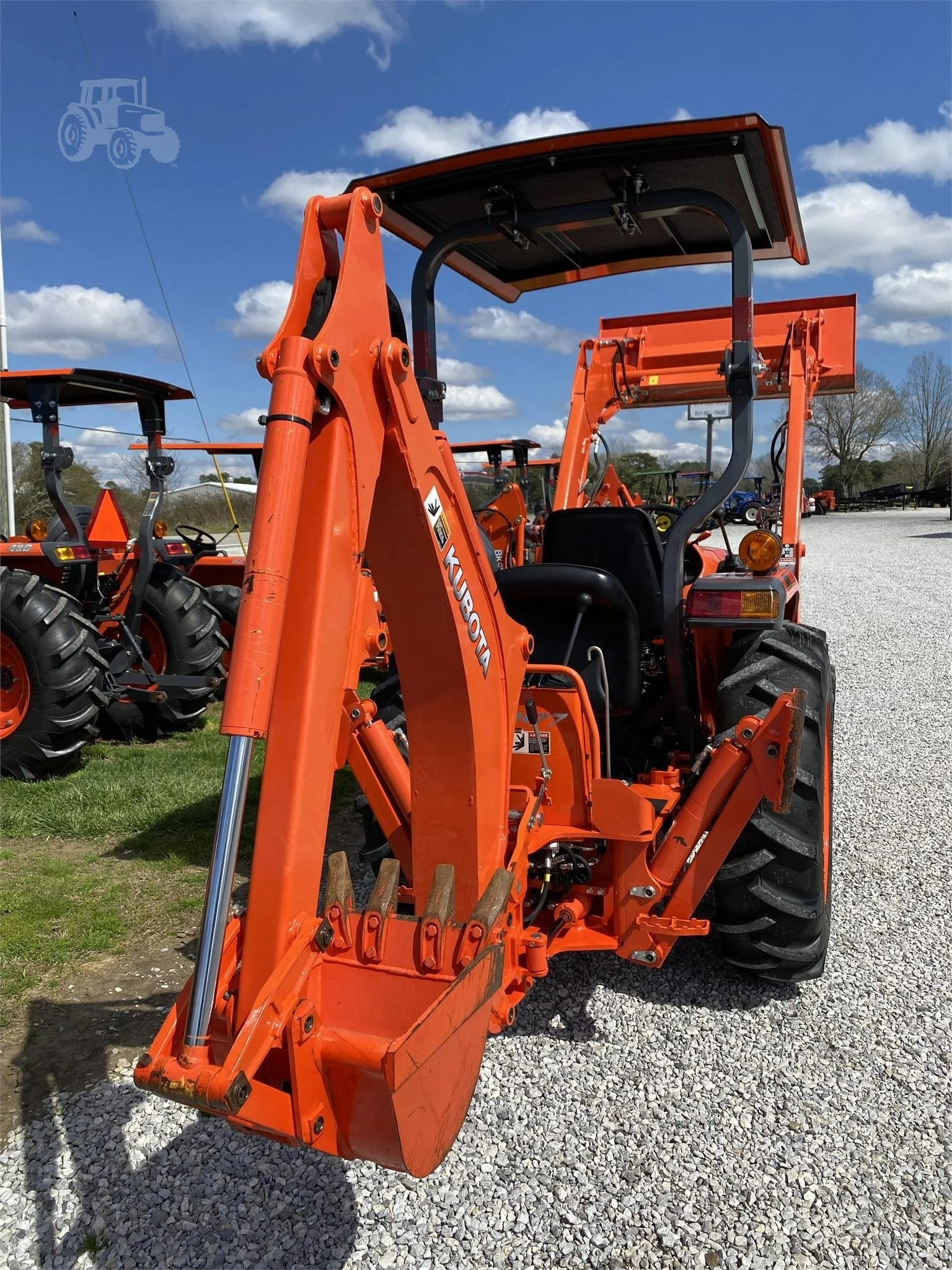 2016 KUBOTA L2501 - Image 4