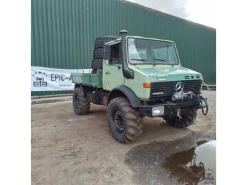 2005 Mercedes-Benz Unimog 435