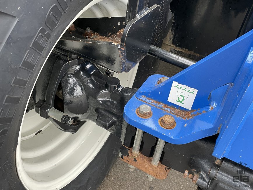 2017 New Holland LM7.42 Telehandler - Image 32