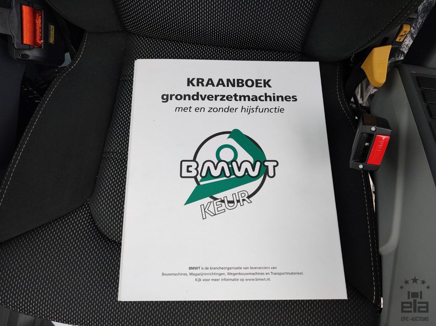 2021 Caterpillar M314 Wheeled Excavator - Image 14