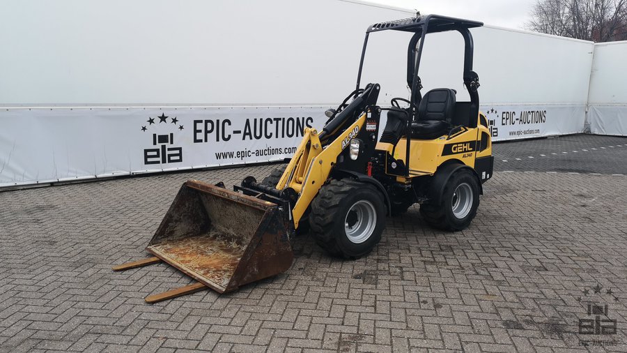 2020 Gehl AL340 Compact Wheel Loader - Image 5