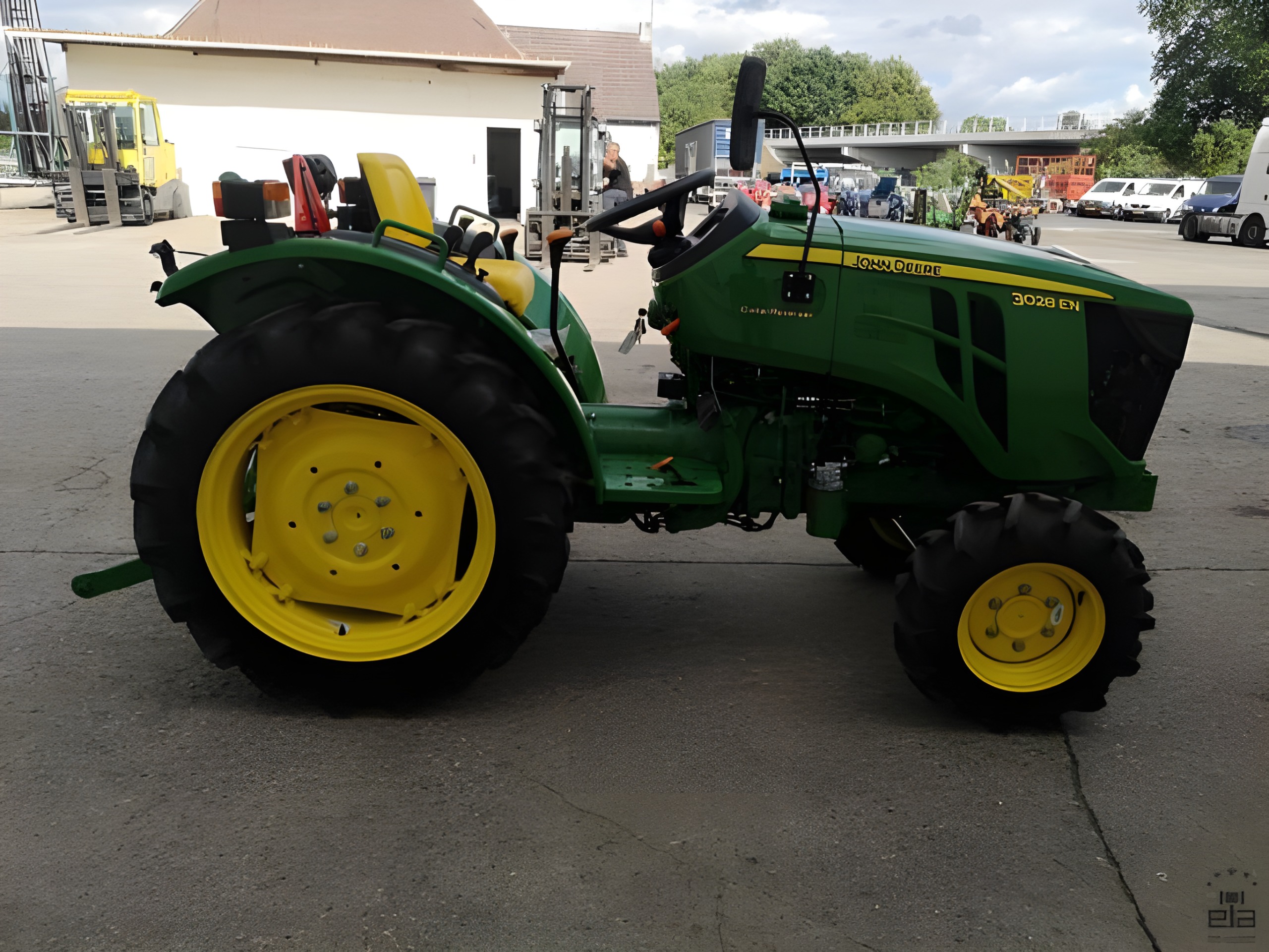 2021 John Deere 3028EN - Image 27