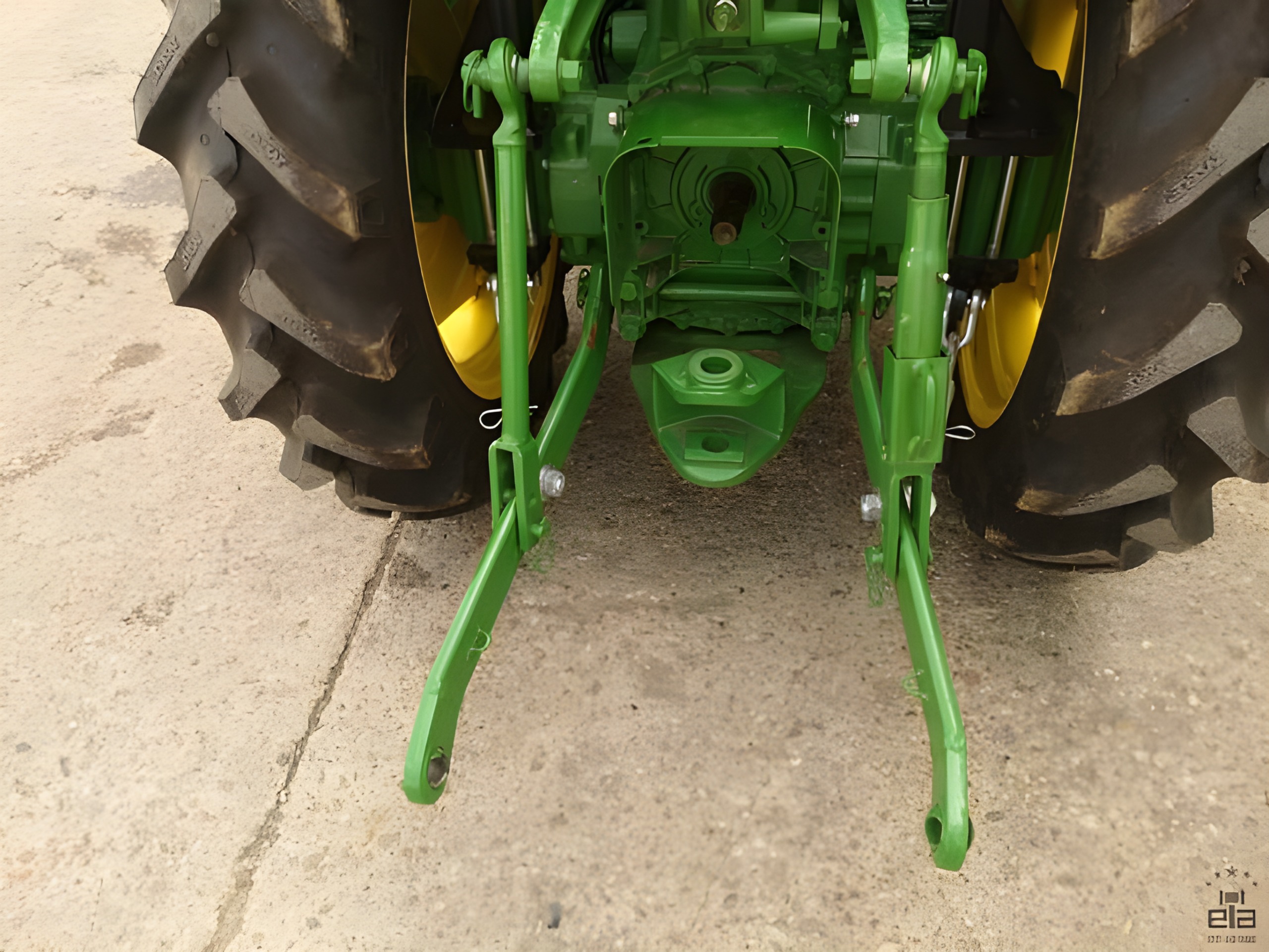 2021 John Deere 3028EN - Image 16