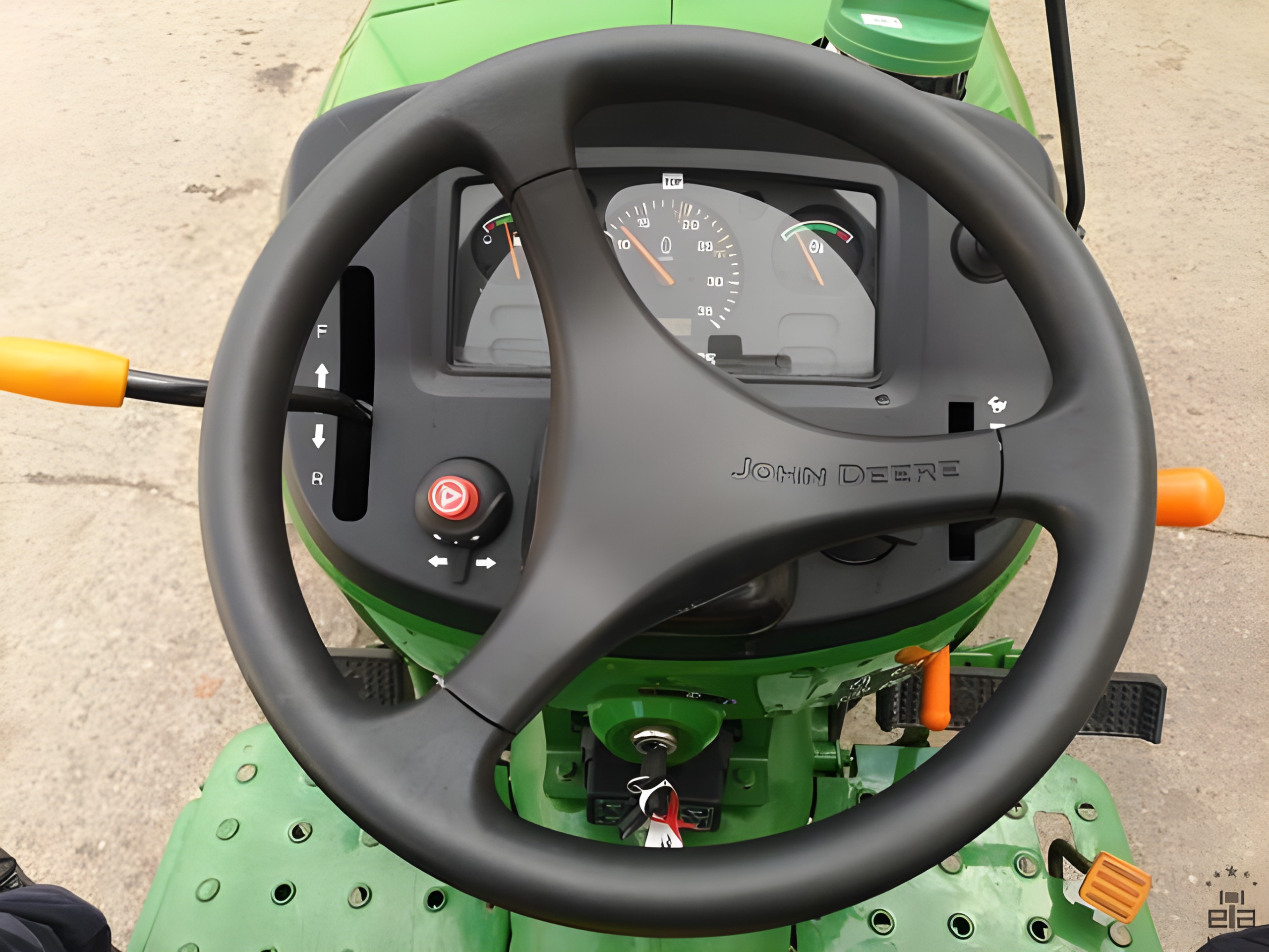 2021 John Deere 3028EN - Image 10