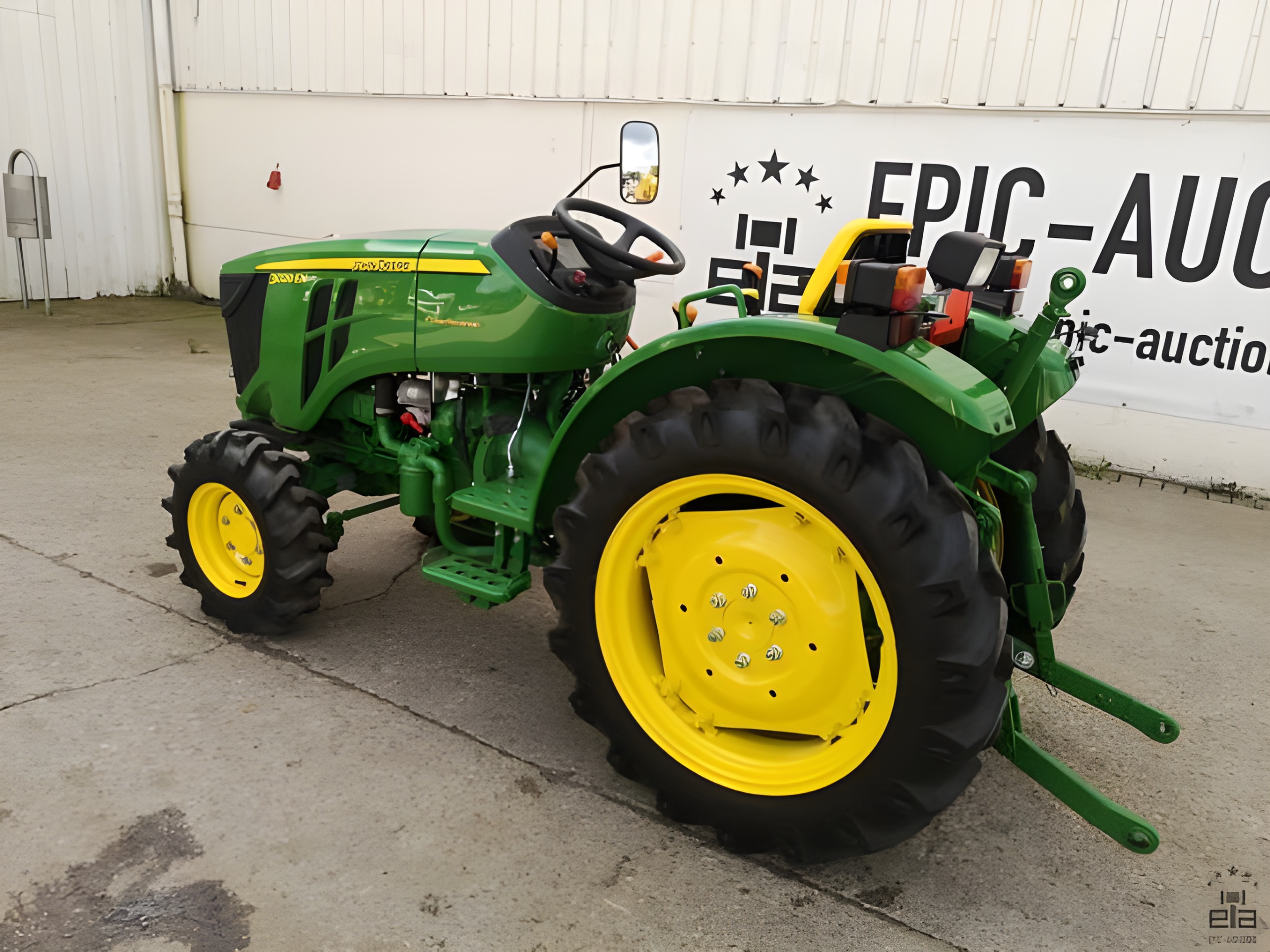 2021 John Deere 3028EN - Image 4