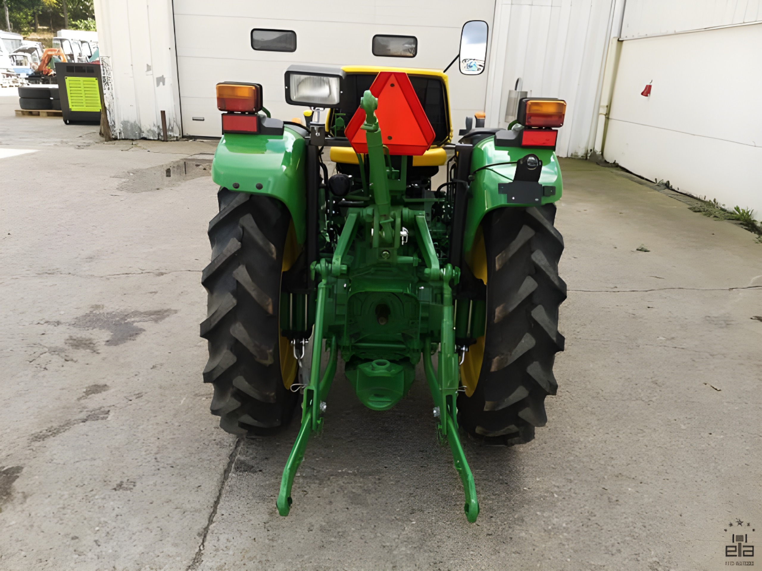 2021 John Deere 3028EN - Image 25