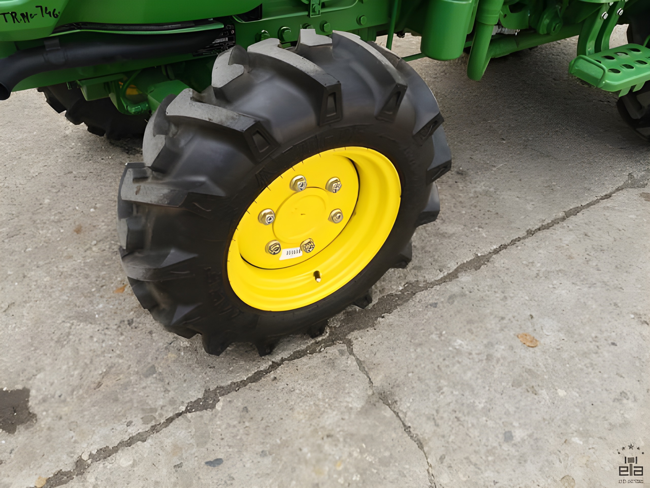 2021 John Deere 3028EN - Image 22