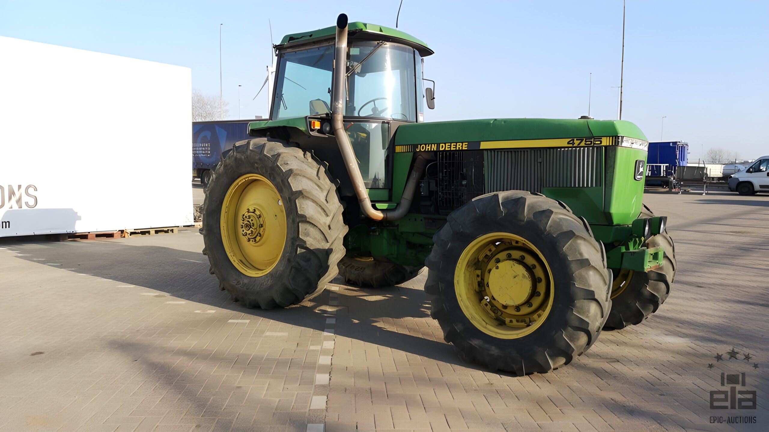 2010 John Deere 4755 Tractor - Image 3