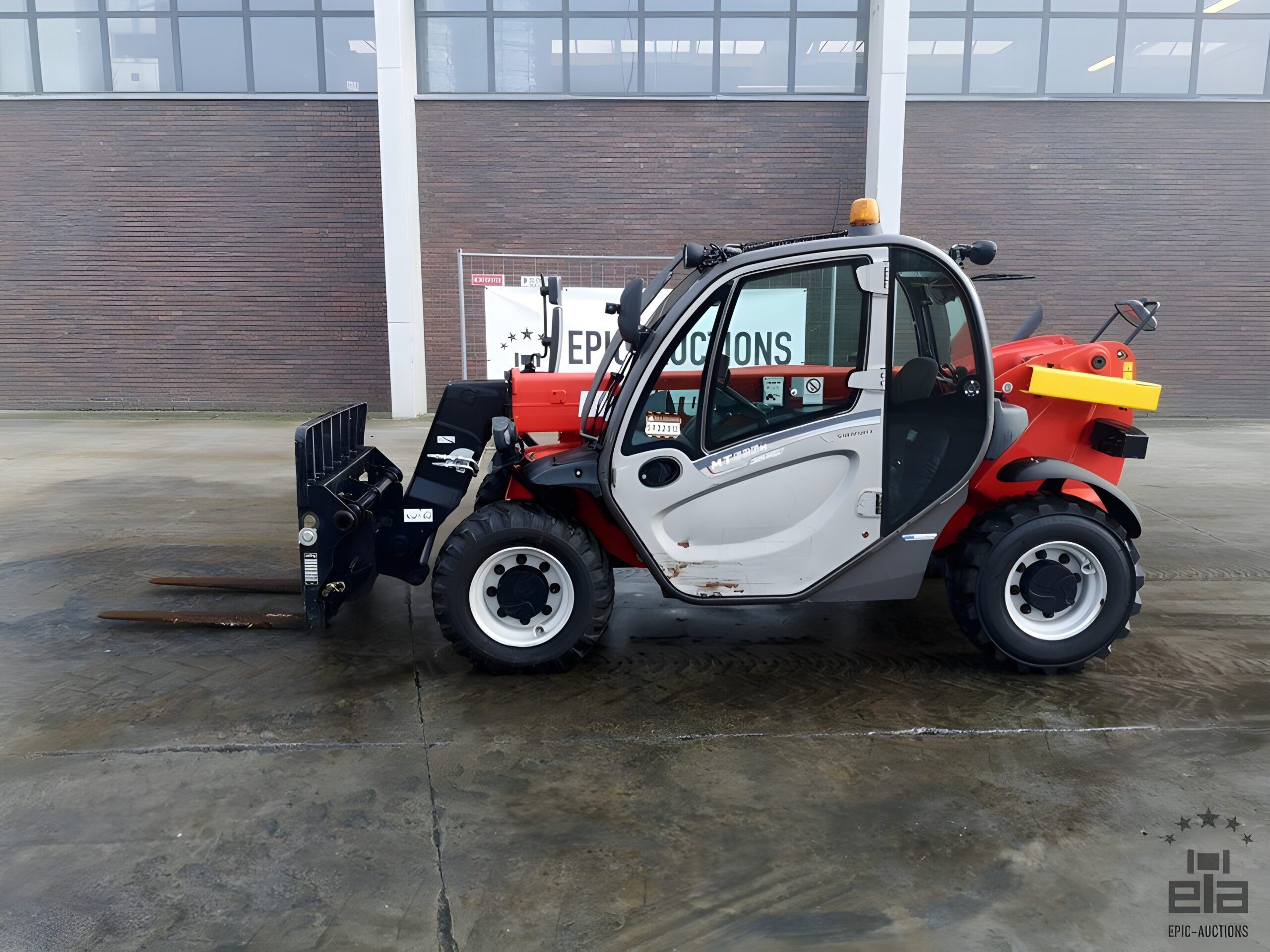 2016 Manitou MT625H Telehandler - Image 4