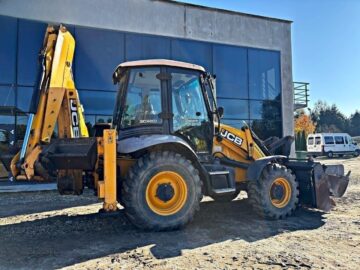 2011 JCB 3CX BACKHOE LOADER