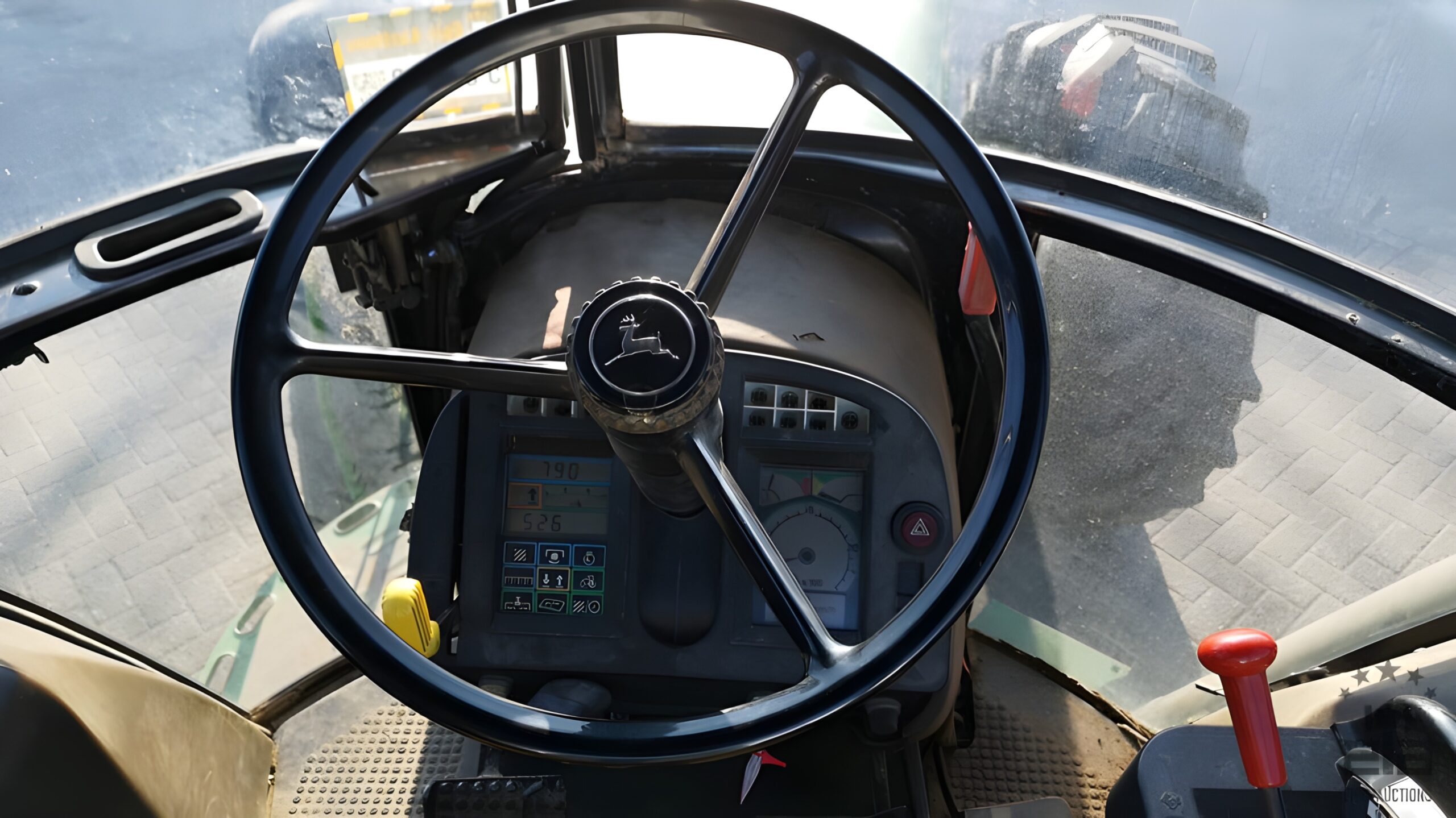 2010 John Deere 4755 Tractor - Image 5