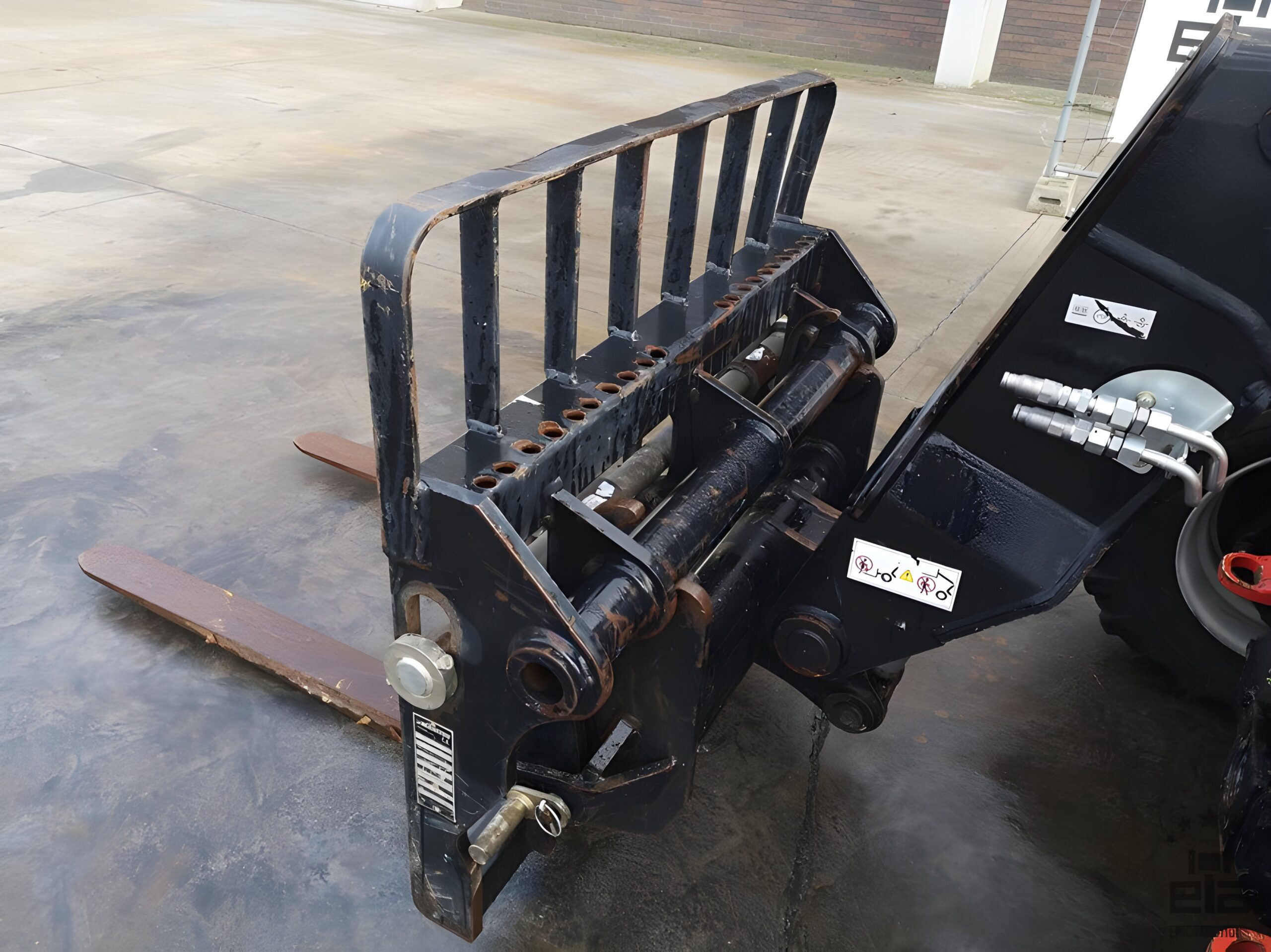 2016 Manitou MT625H Telehandler - Image 9