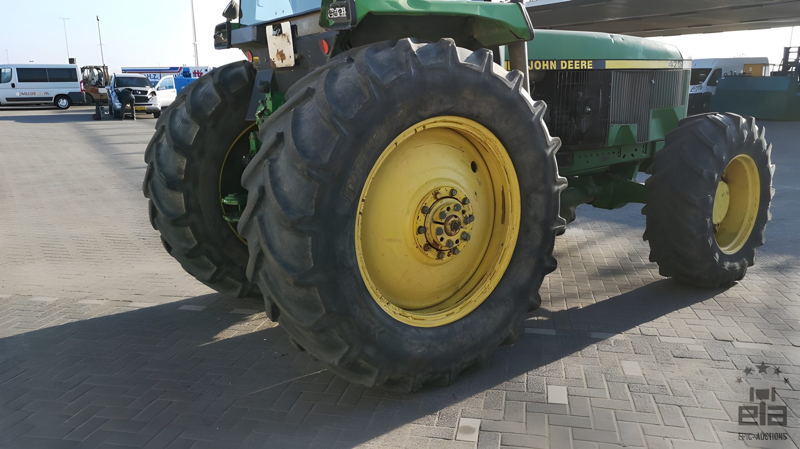 2010 John Deere 4755 Tractor - Image 10
