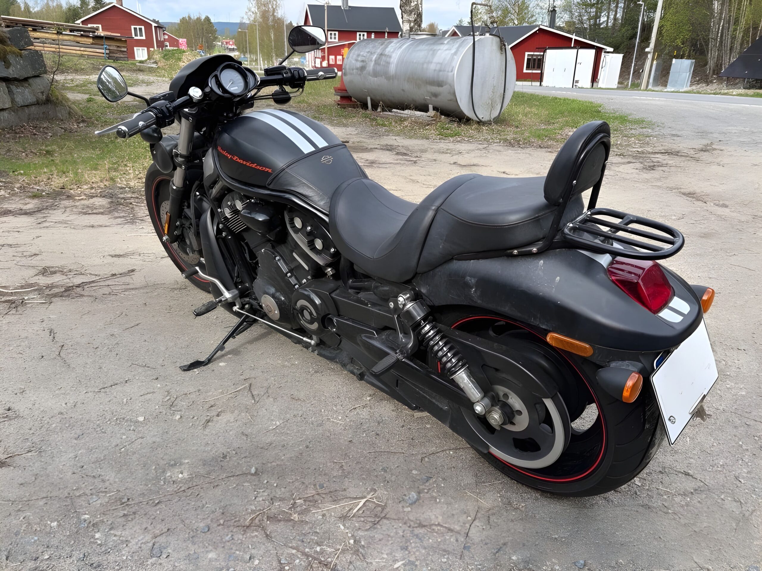 2010 Harley Davidson VRSCDX Night Rod Special Motorcycle - Image 2