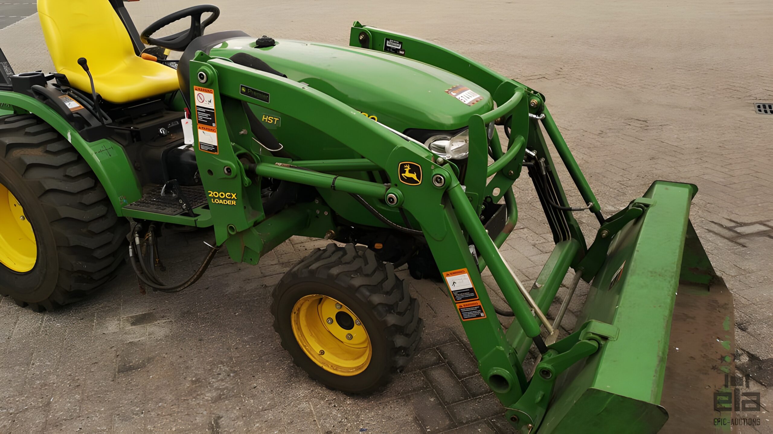 2012 John Deere 2520 Tractor With Cutter And Mower - Image 20