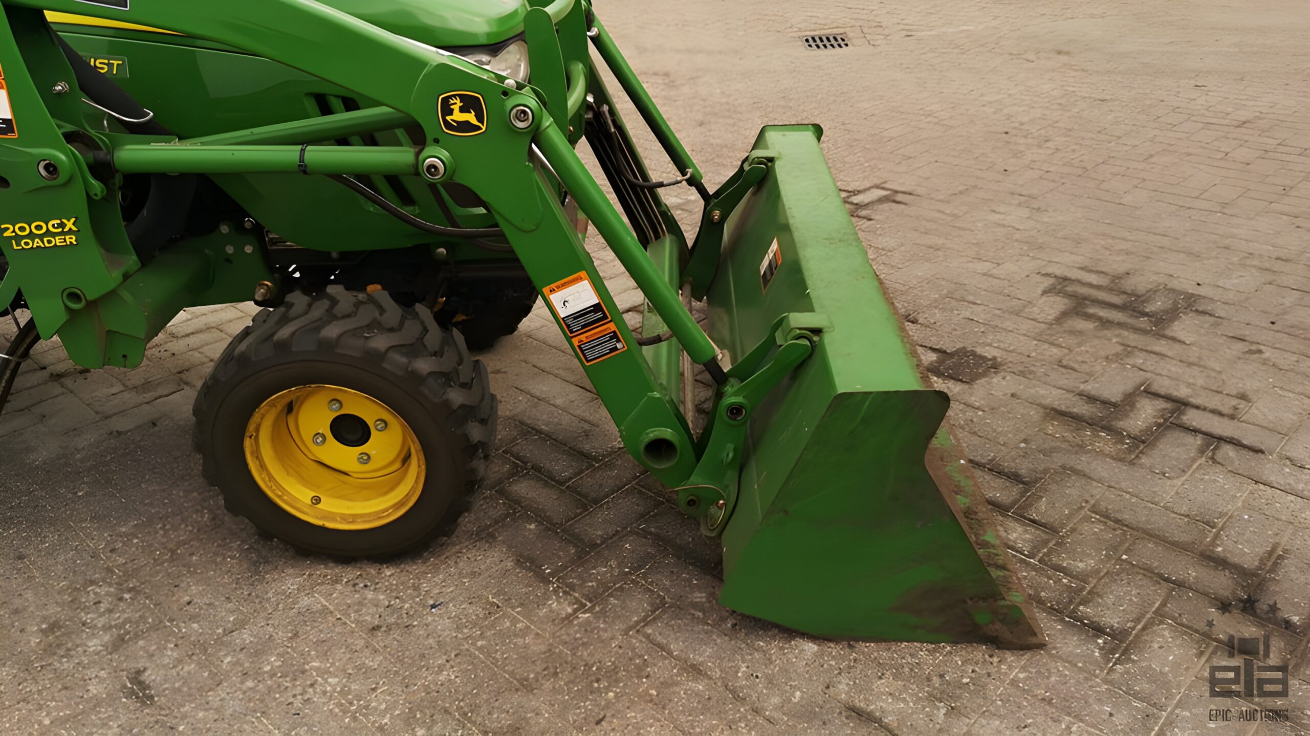 2012 John Deere 2520 Tractor With Cutter And Mower - Image 22