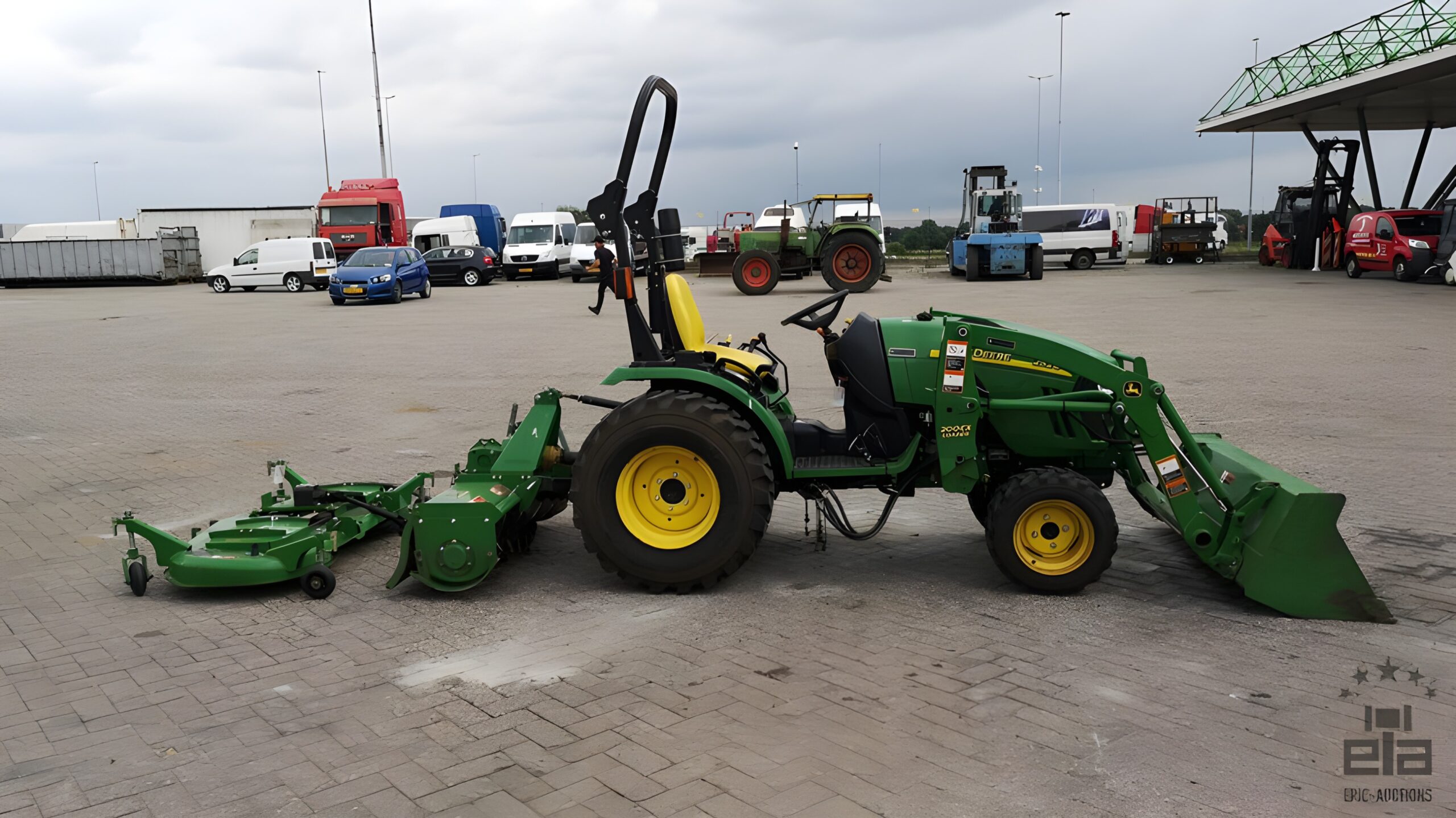2012 John Deere 2520 Tractor With Cutter And Mower - Image 29