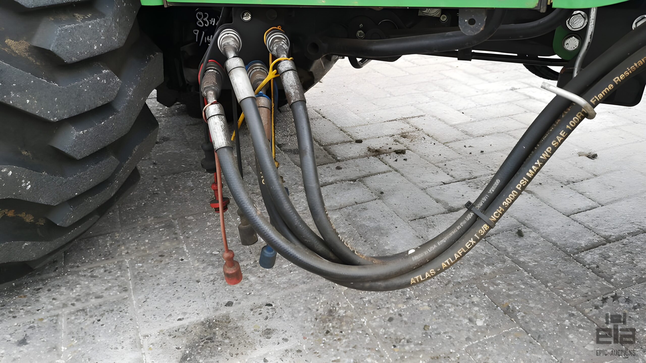 2012 John Deere 2520 Tractor With Cutter And Mower - Image 32