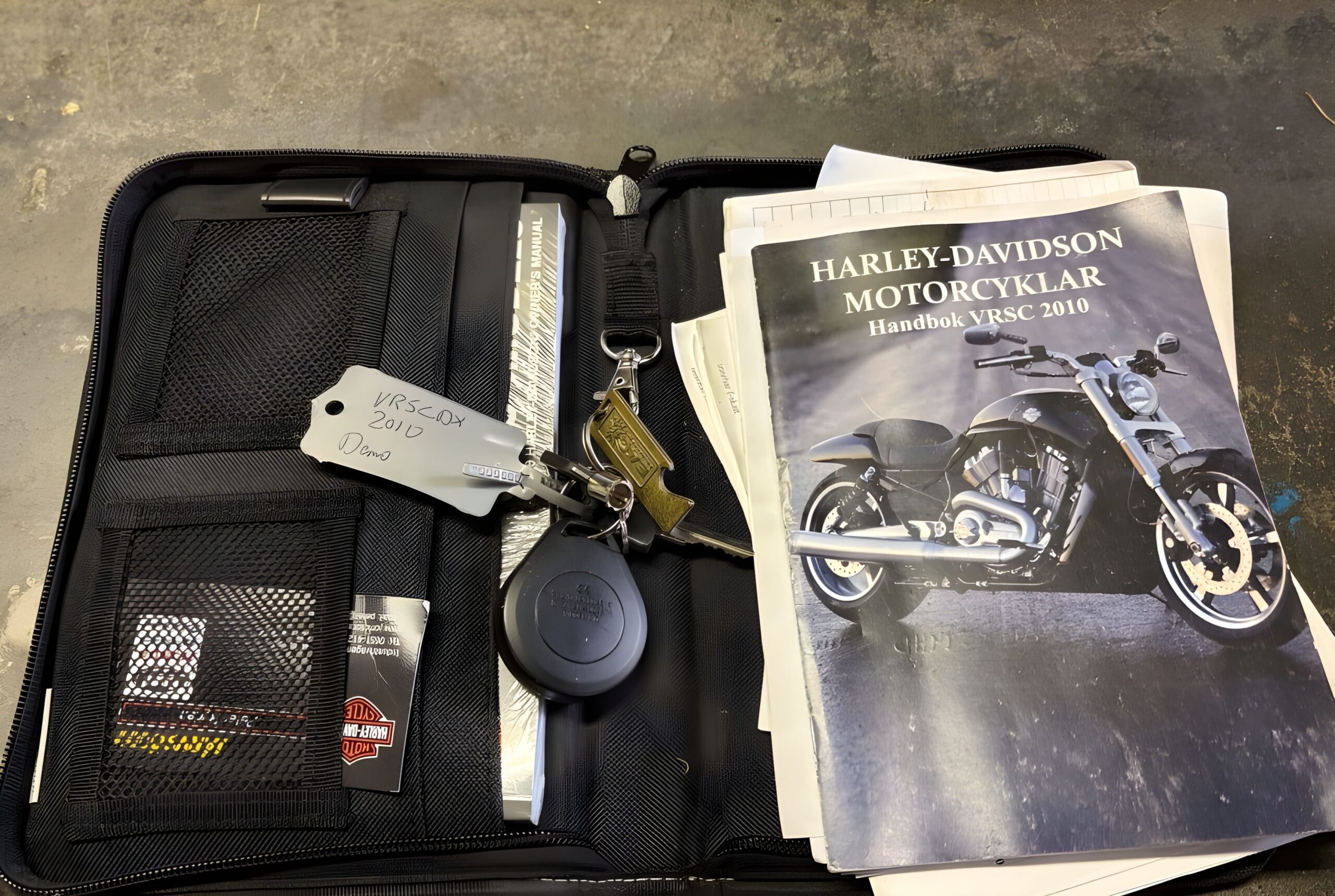 2010 Harley Davidson VRSCDX Night Rod Special Motorcycle - Image 35