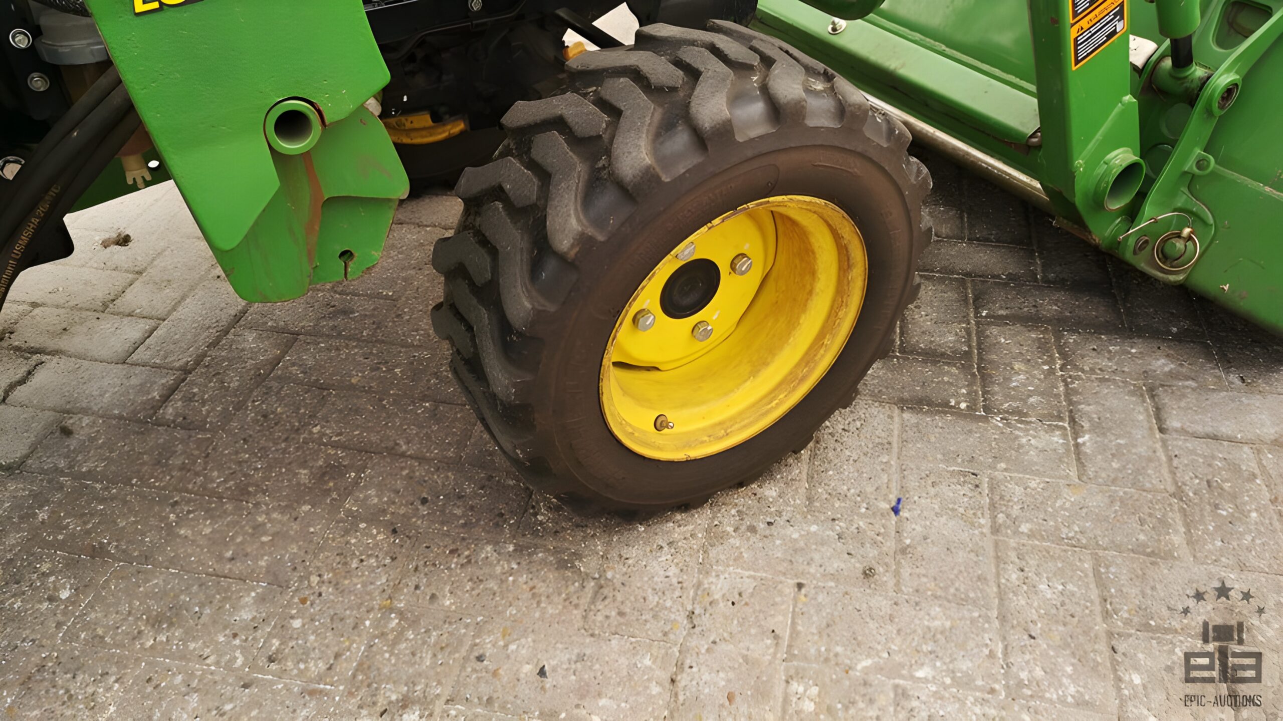 2012 John Deere 2520 Tractor With Cutter And Mower - Image 35