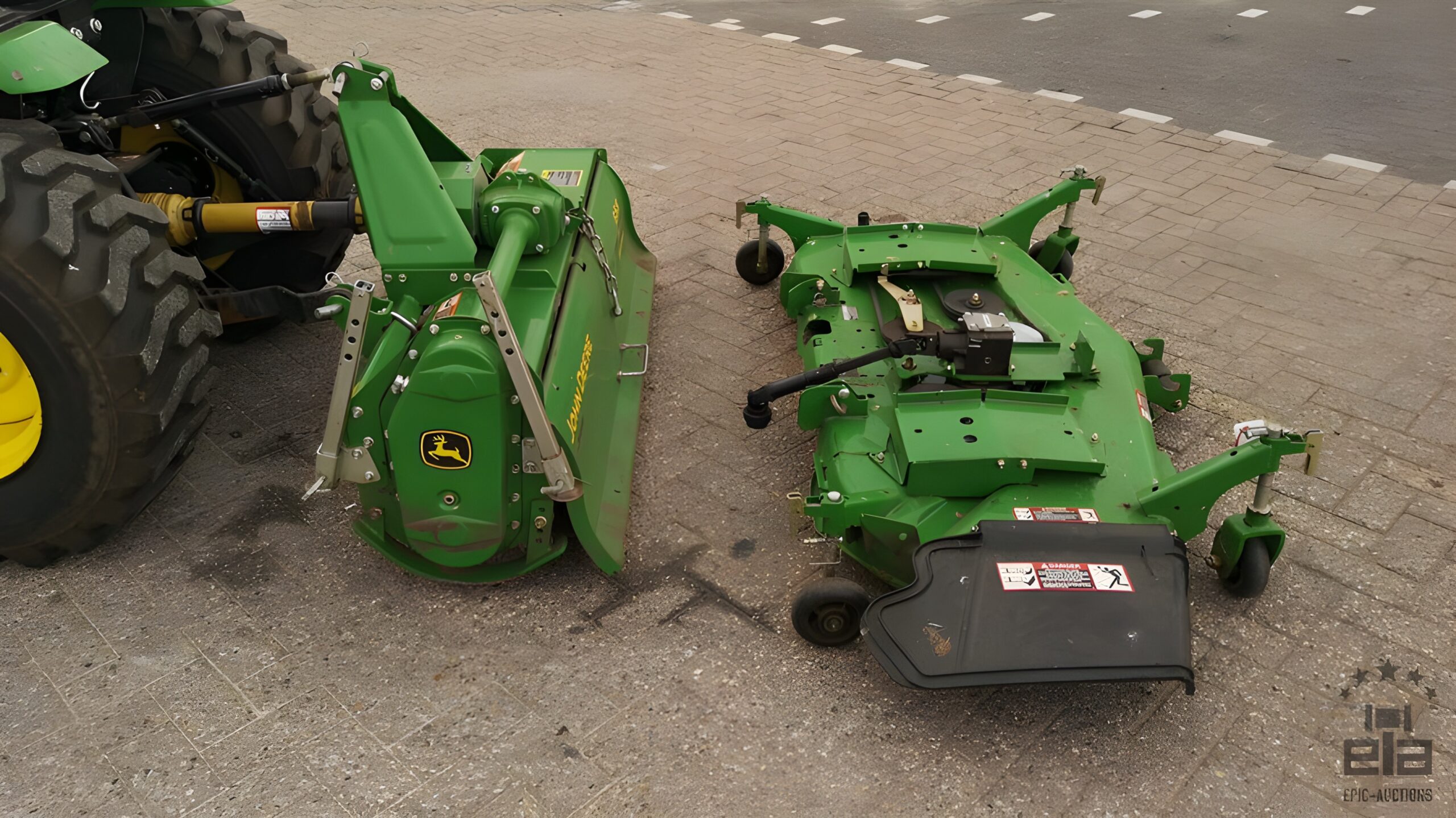 2012 John Deere 2520 Tractor With Cutter And Mower - Image 43